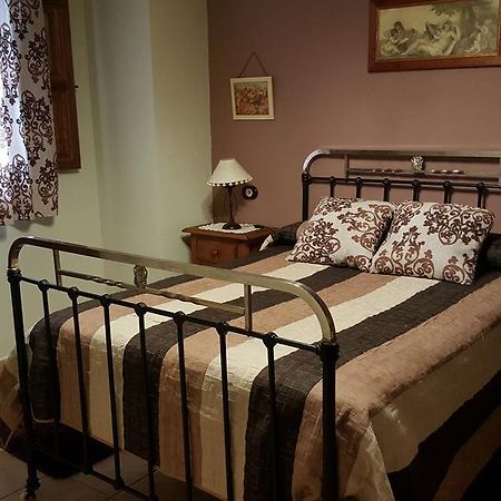 Apartamentos Rurales Tauro 카베주엘라델발 외부 사진