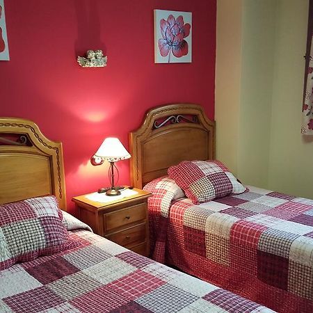Apartamentos Rurales Tauro 카베주엘라델발 외부 사진