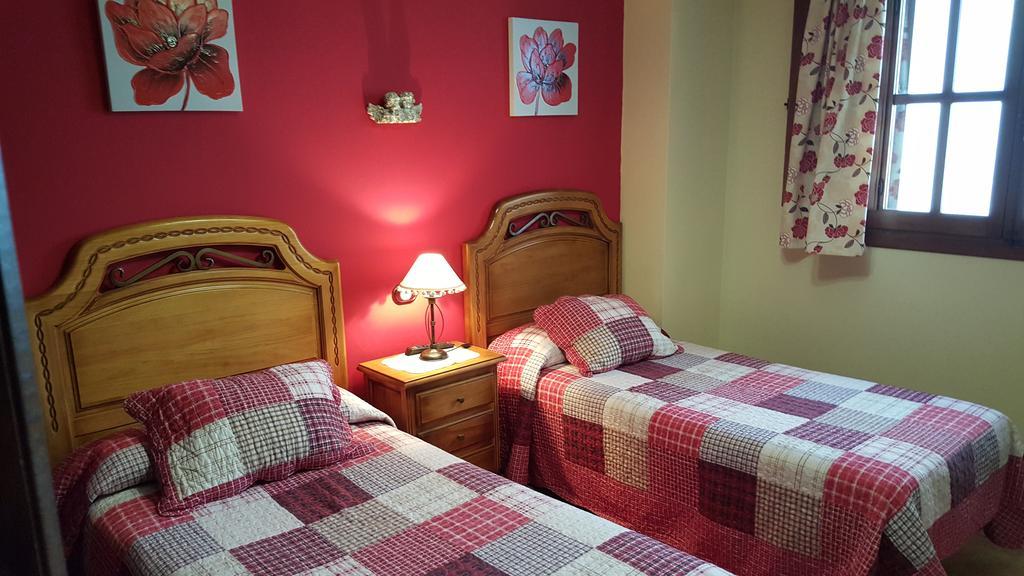 Apartamentos Rurales Tauro 카베주엘라델발 외부 사진